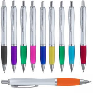 Пластамсова химикалка с цветен елемент