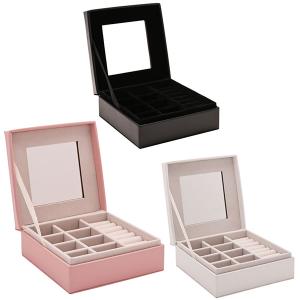 Квадратна кутия за бижута SOPHIA с повдигащ се капак Квадратна кутия за бижута SOPHIA с повдигащ се капак