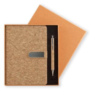 Комплект тефтер и химикалка Комплект тефтер и химикалка