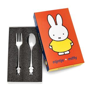 ZILVERSTAD Комплект детски прибори за хранене “Miffy“ - 2 части ZILVERSTAD Комплект детски прибори за хранене “Miffy“ - 2 части