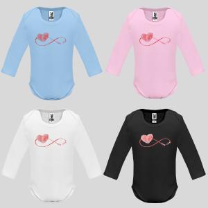 Бебешко боди с надпис - Mamy + Dady = Heart Бебешко боди с надпис - Mamy + Dady = Heart